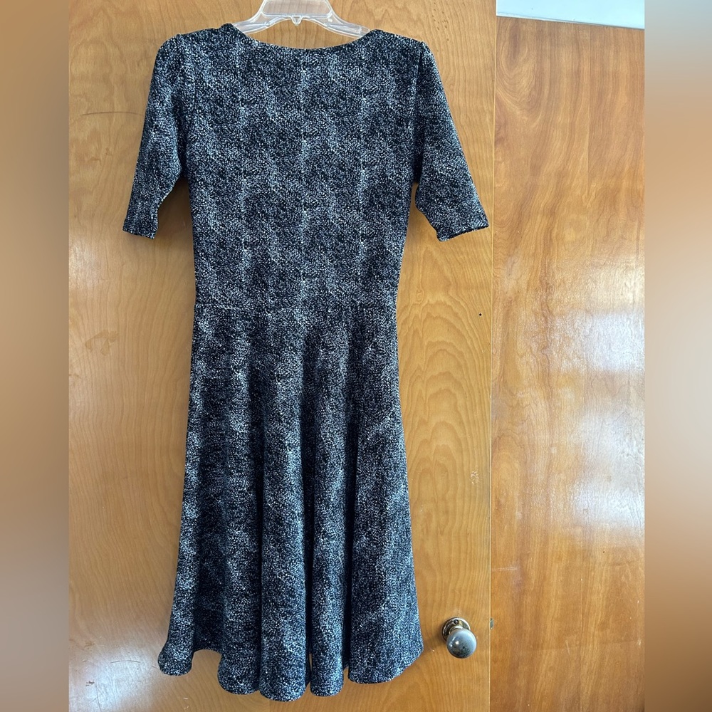 LulaRoe Nicole Dress - Picture 3 of 4